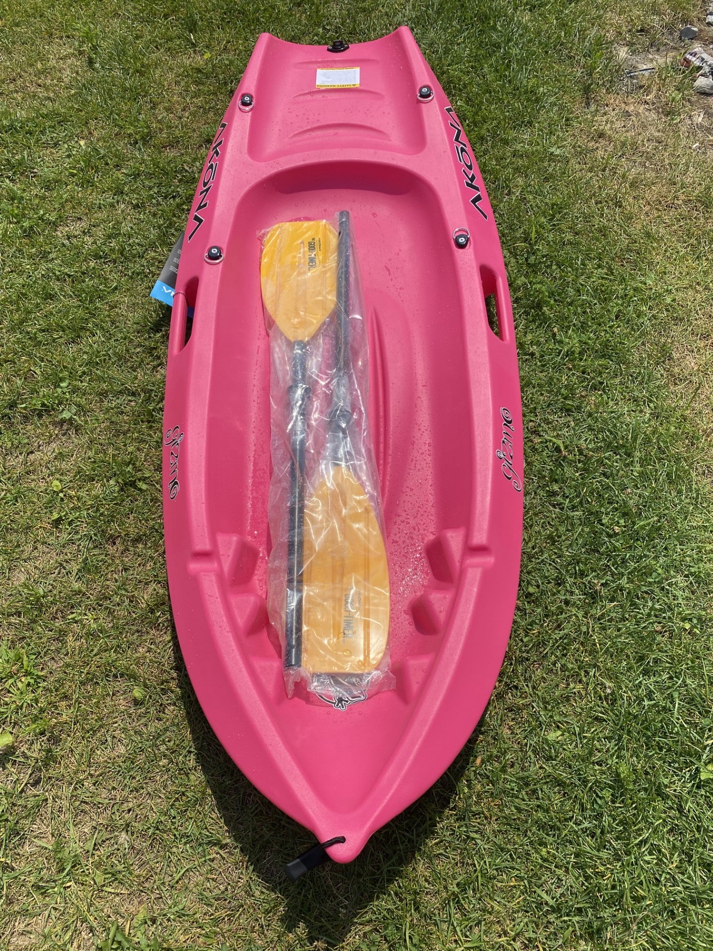 WHITE KNUC KAYAK GIZMO KIDS