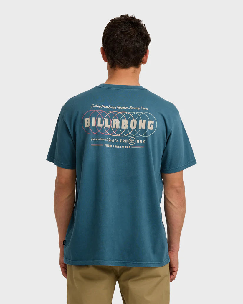 BILLABONG SOUTH RUNNER PREMIUM TEE