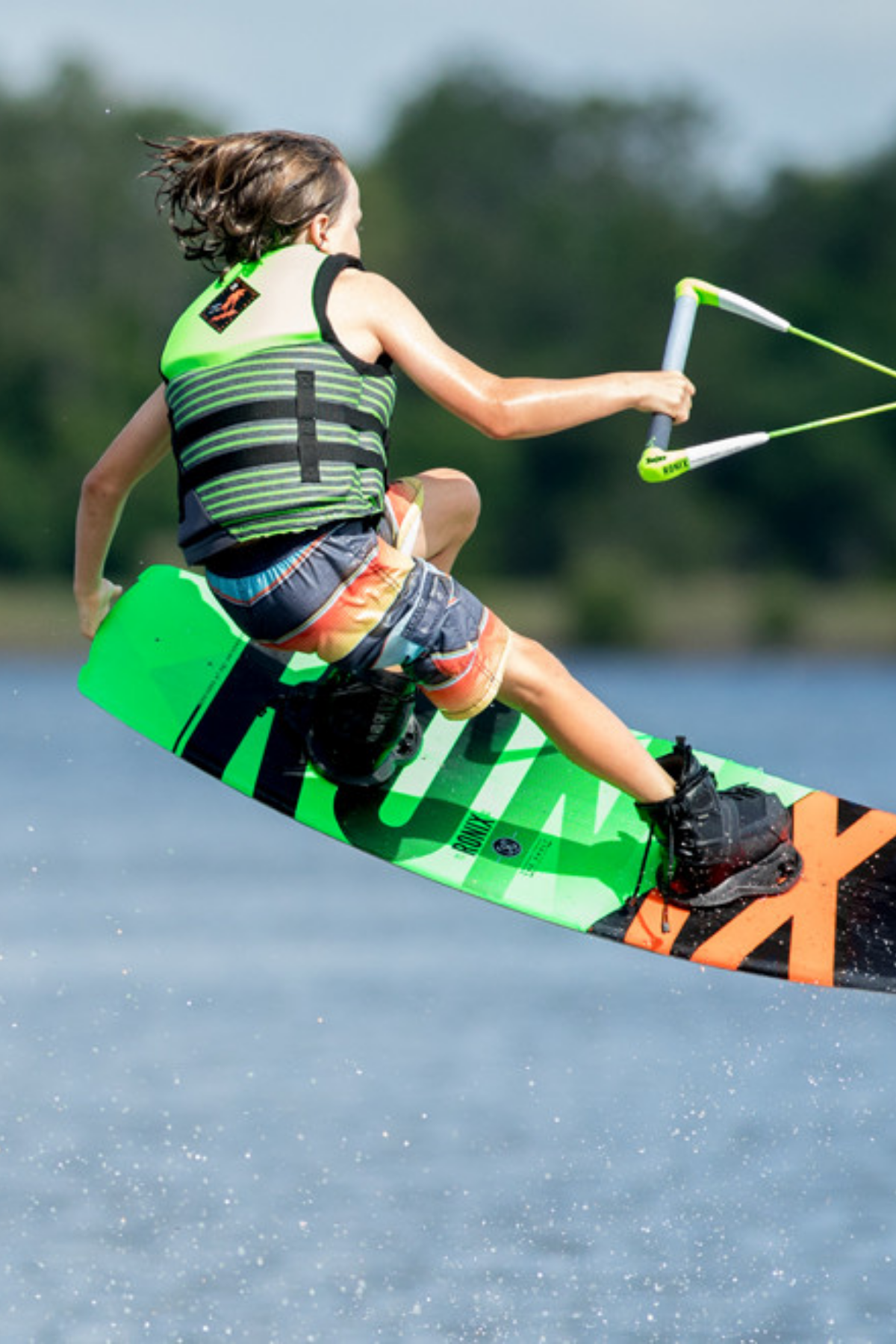Ronix Vault 128 Kids Wakeboard - Cottage Toys Canada - Peterborough - Ontario - Canada