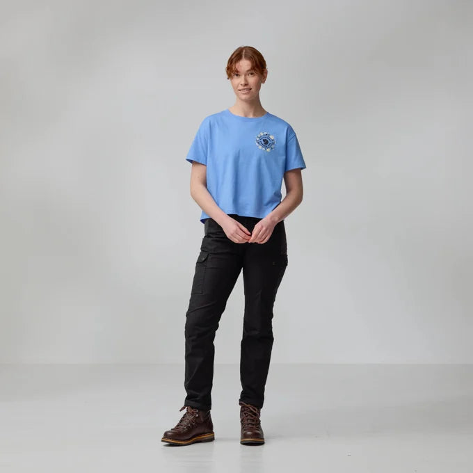 FJALLRAVEN BLOMSTER LOGO TEE WMNS