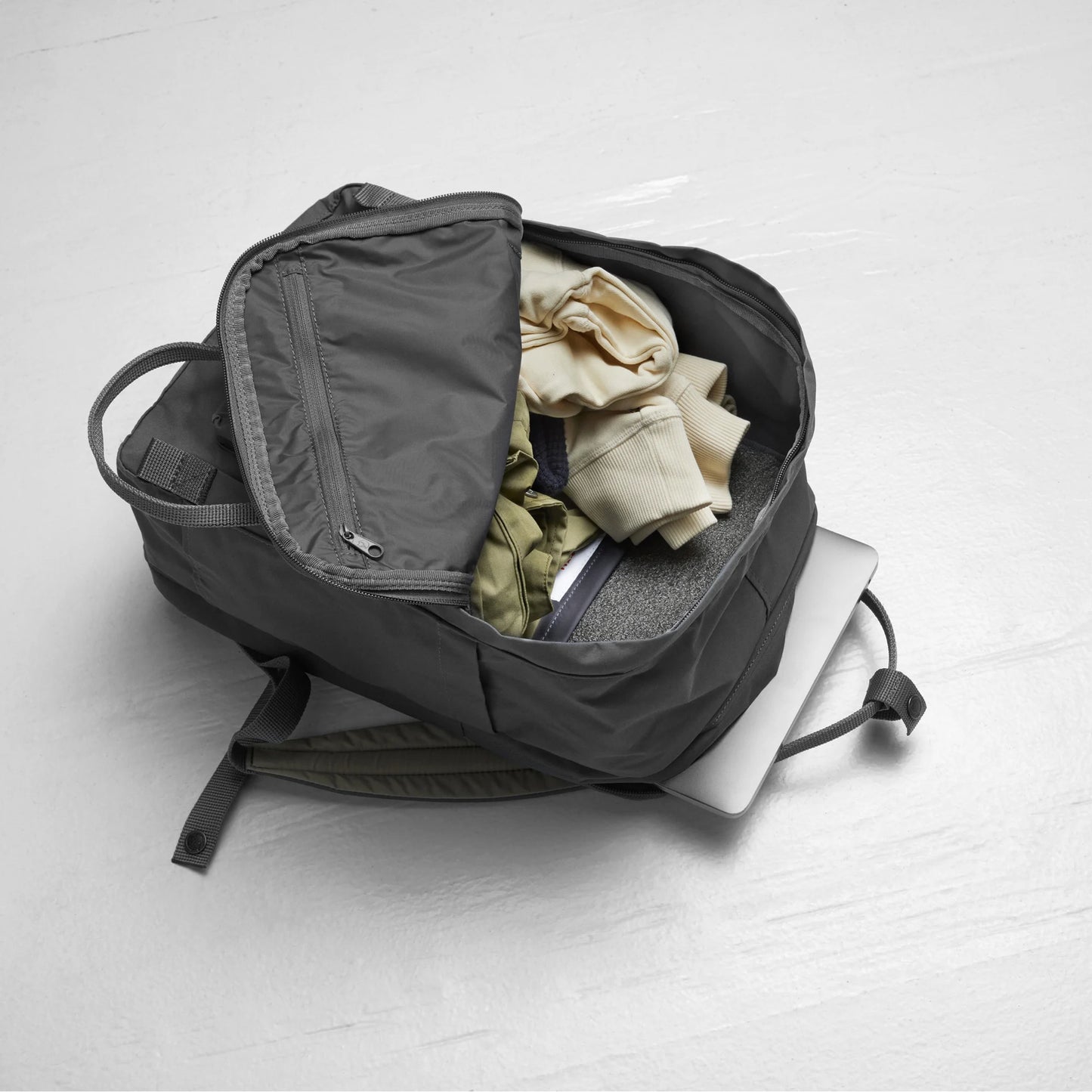 FJALLRAVEN KANKEN LAPTOP 15"