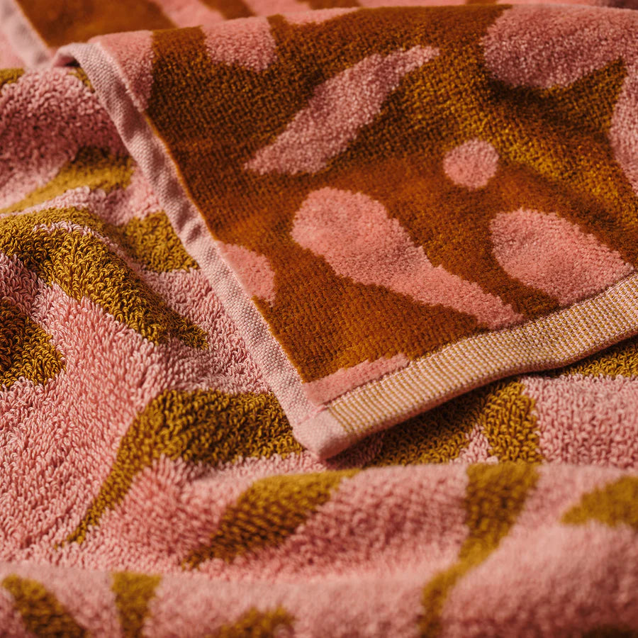 SLOWTIDE SUNNY PREMIUM WOVEN TOWEL-RETRO