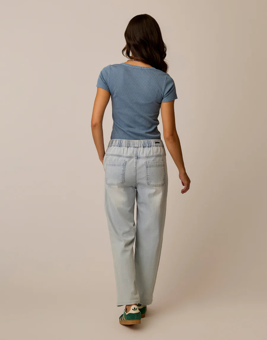 CARVE ZOE DENIM LIGHT PANT
