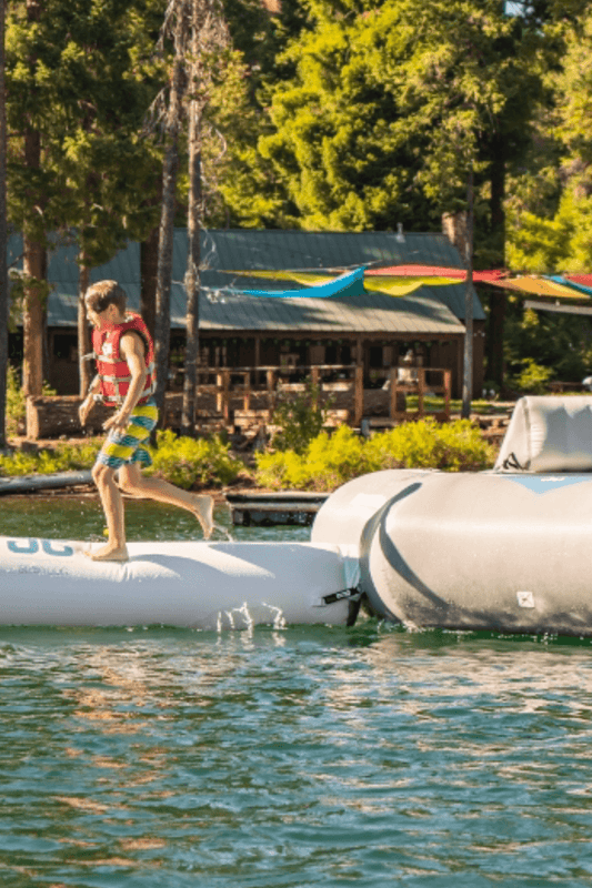 AQUAGLIDE RICOCHET 16' BOUNCER WATER PARK